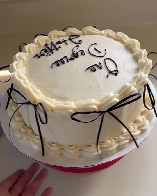 Cake by ADD Cupcakes