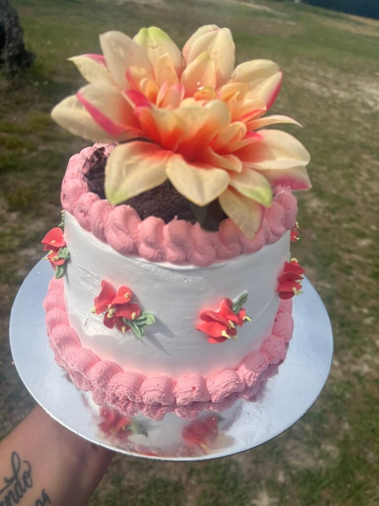 Cake by Capricho Cakes