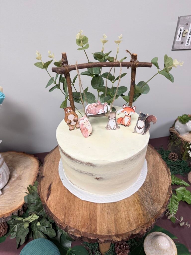Cake by Daisies Cakes and Bakes