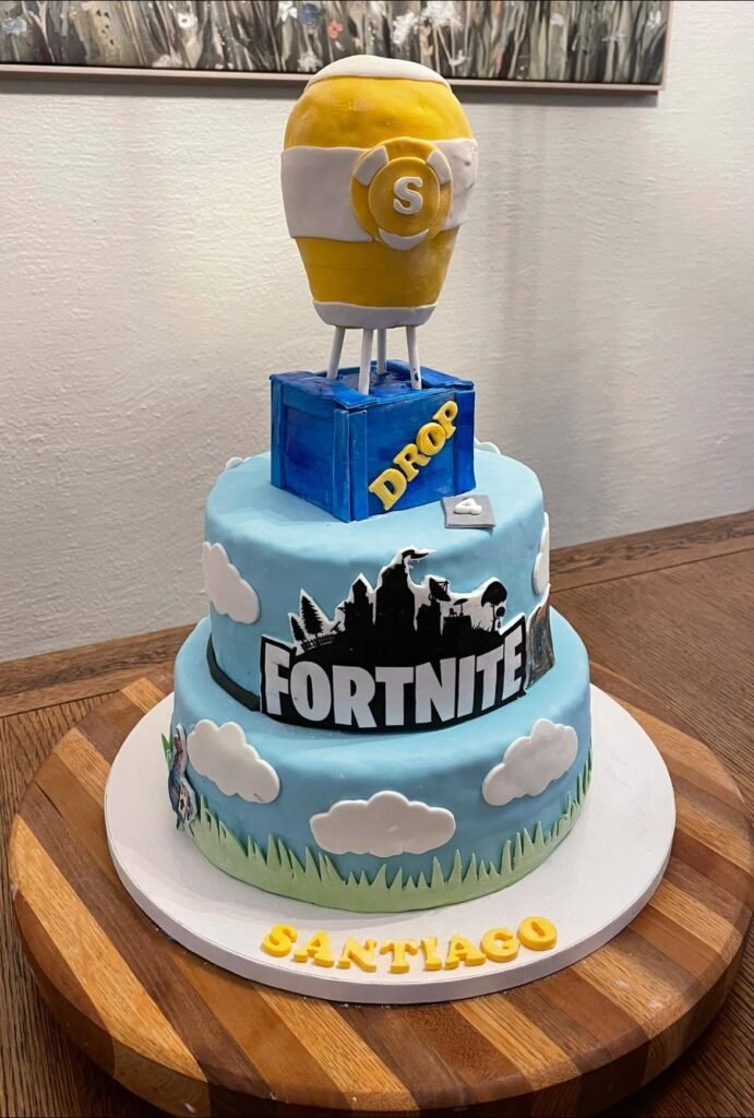Cake by Keeping it Classy Cakes