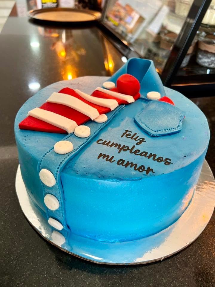 Cake by L’amour Pastelería