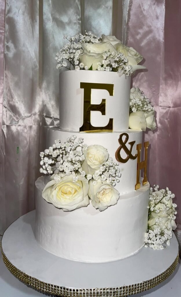 Cake by Mis Postrecitos