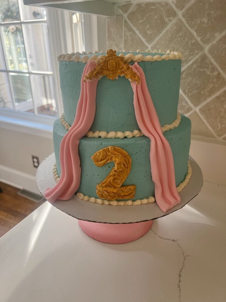 Cake by Sissybelles Sweets