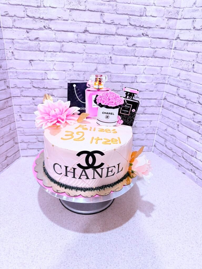 Cake by Verocica¡s Cake