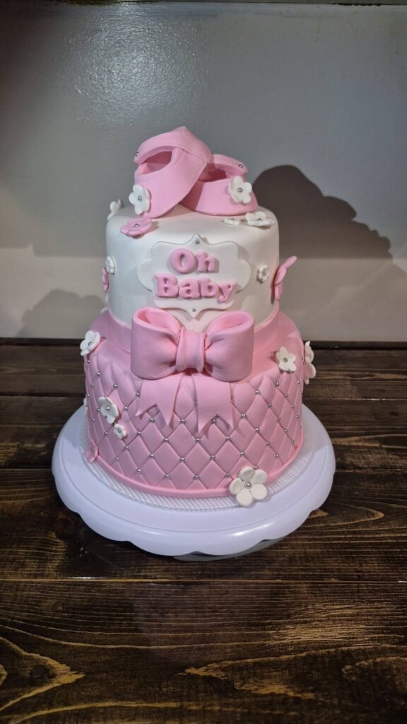 Cake by Whit's Cakes & Chaos