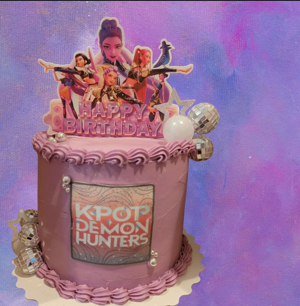 Cake by Sweet E's Treats