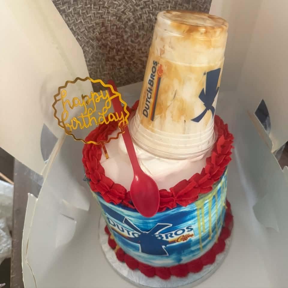 Cake by Ana’s Cakes/Pasteles/Postres y Mas