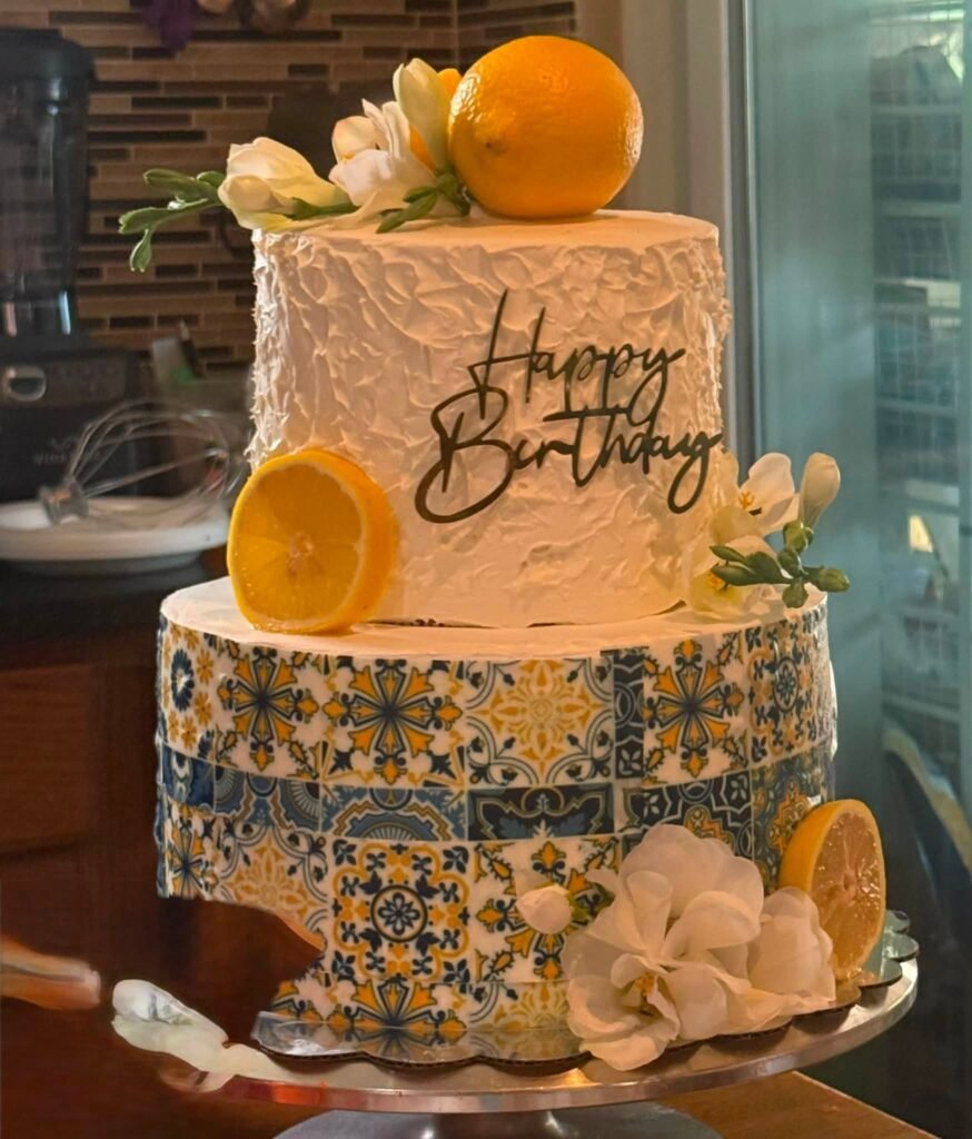 Cake by Postres y Gelatinas K