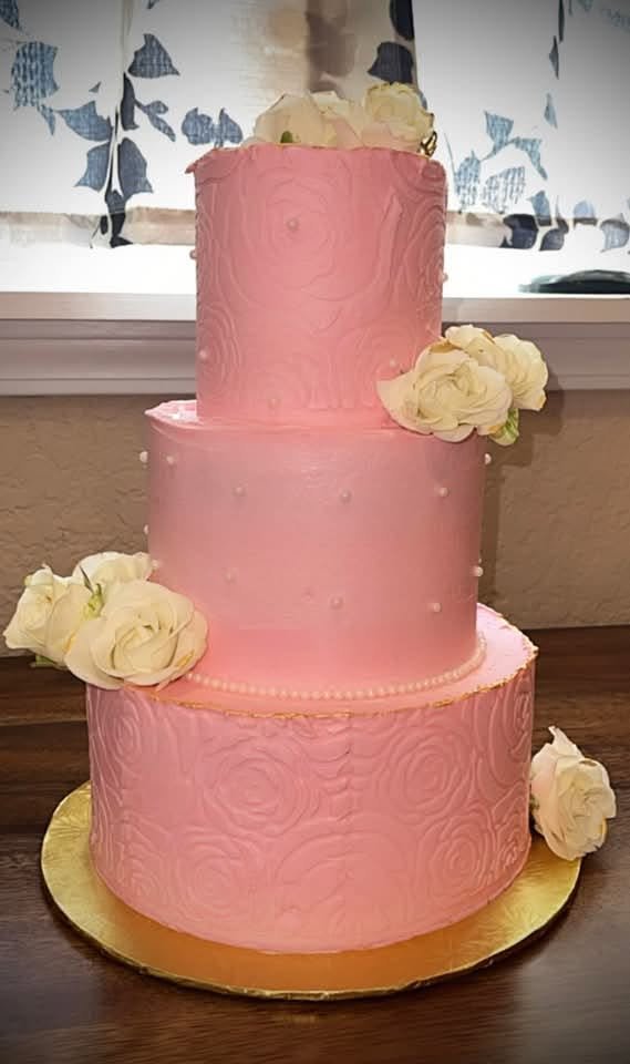 Cake by Say Yes To Jess’ Cupcakes