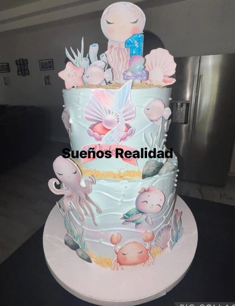 Cake by Sueños Realidad