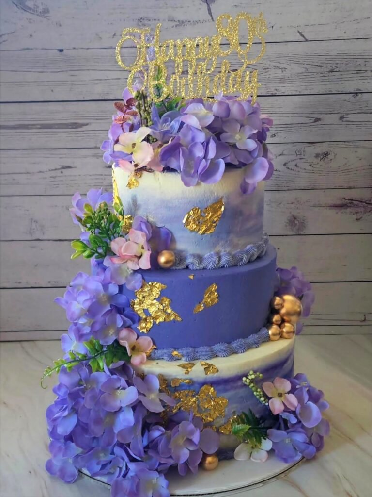 Cake by Leslie's Cream Cakes