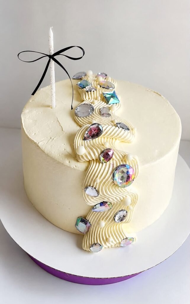 Cake by Reyna Party Studio