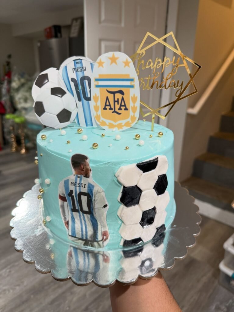 Cake by Selah Sweets & Treats