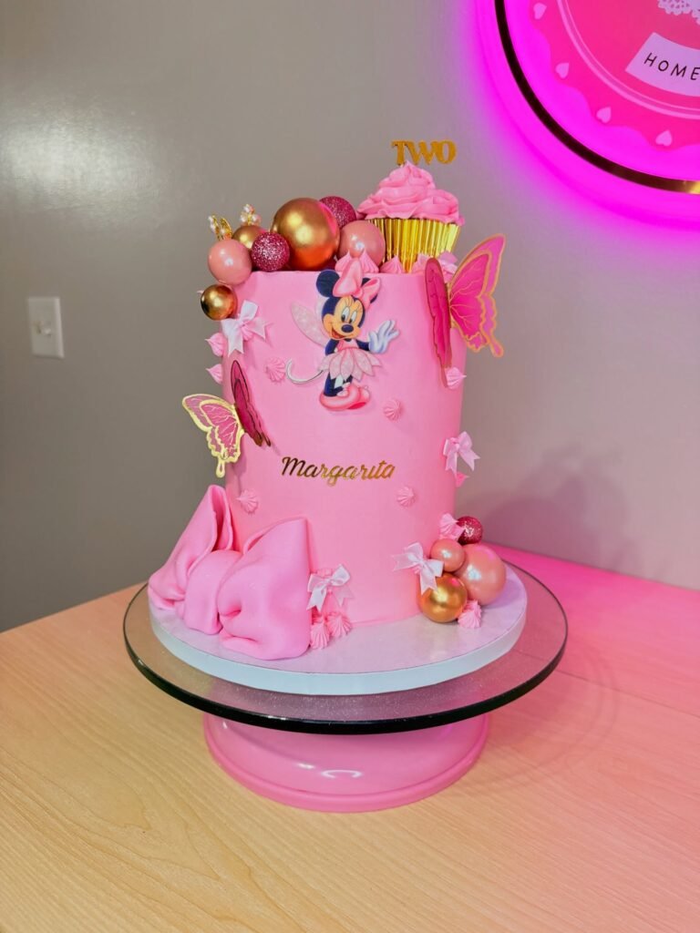 Cake by SheySweetshop