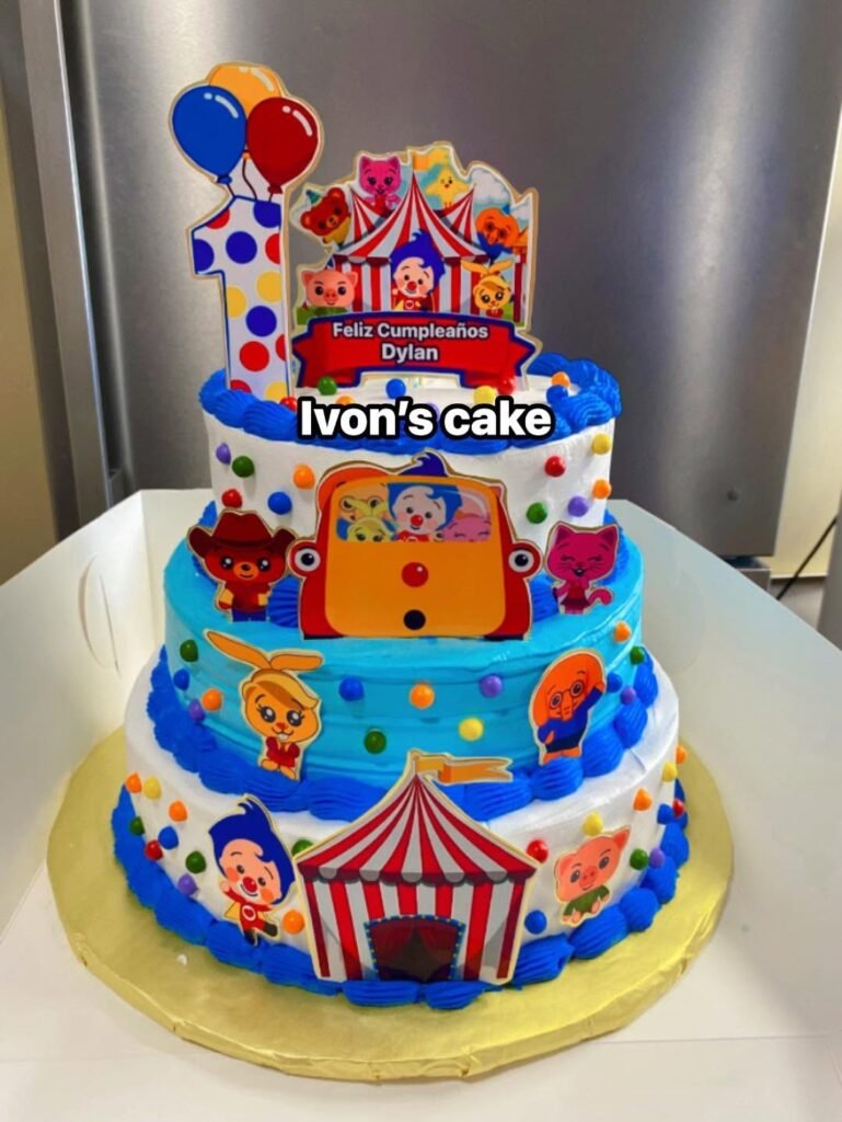 Cake by Ivon's Cake