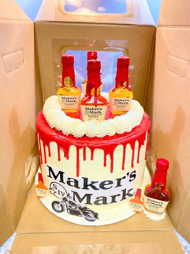 Cake by BossyKitchen
