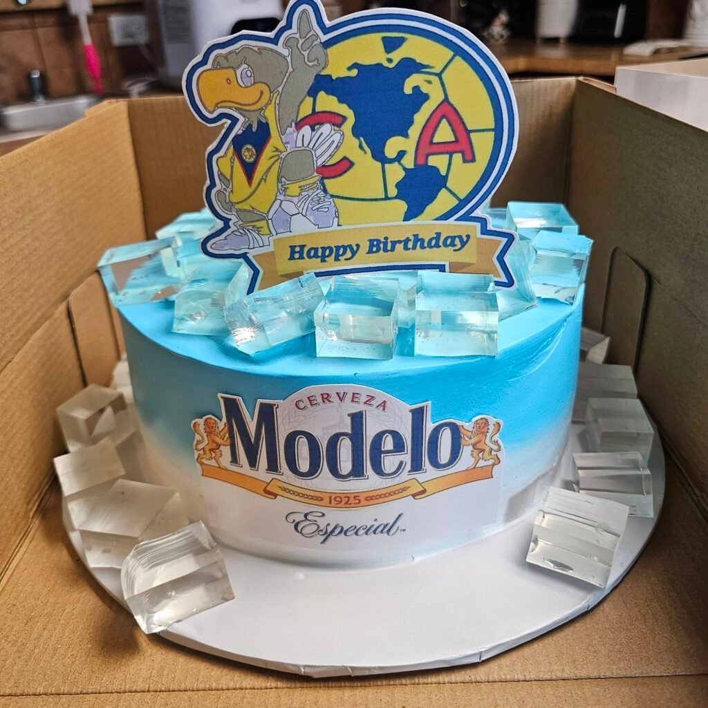 Cake by Dulce Antojo