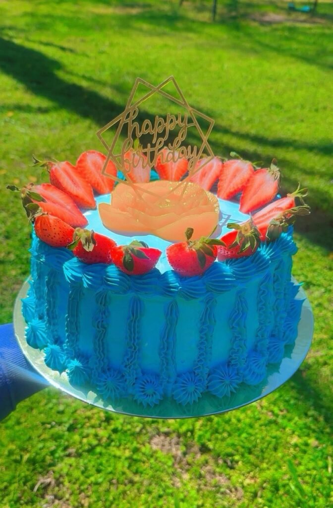 Cake by H&M Homemade Desserts