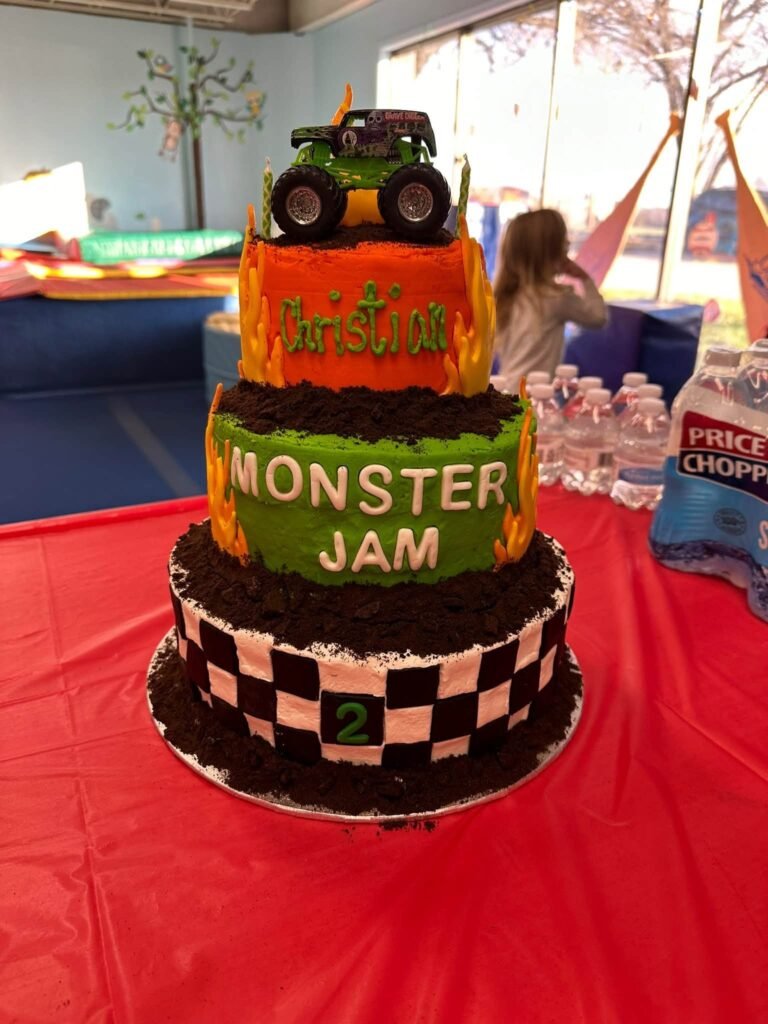 Cake by Kay's Cake Co.
